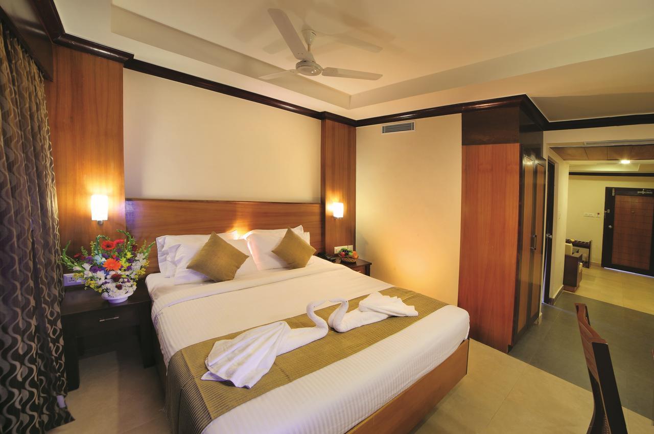 Hotel Zodiac Regency Kollam Exterior foto
